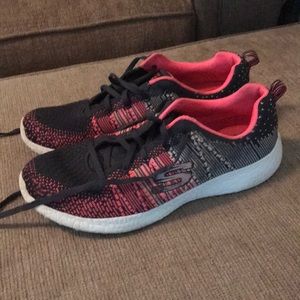 Women’s Skechers Burst